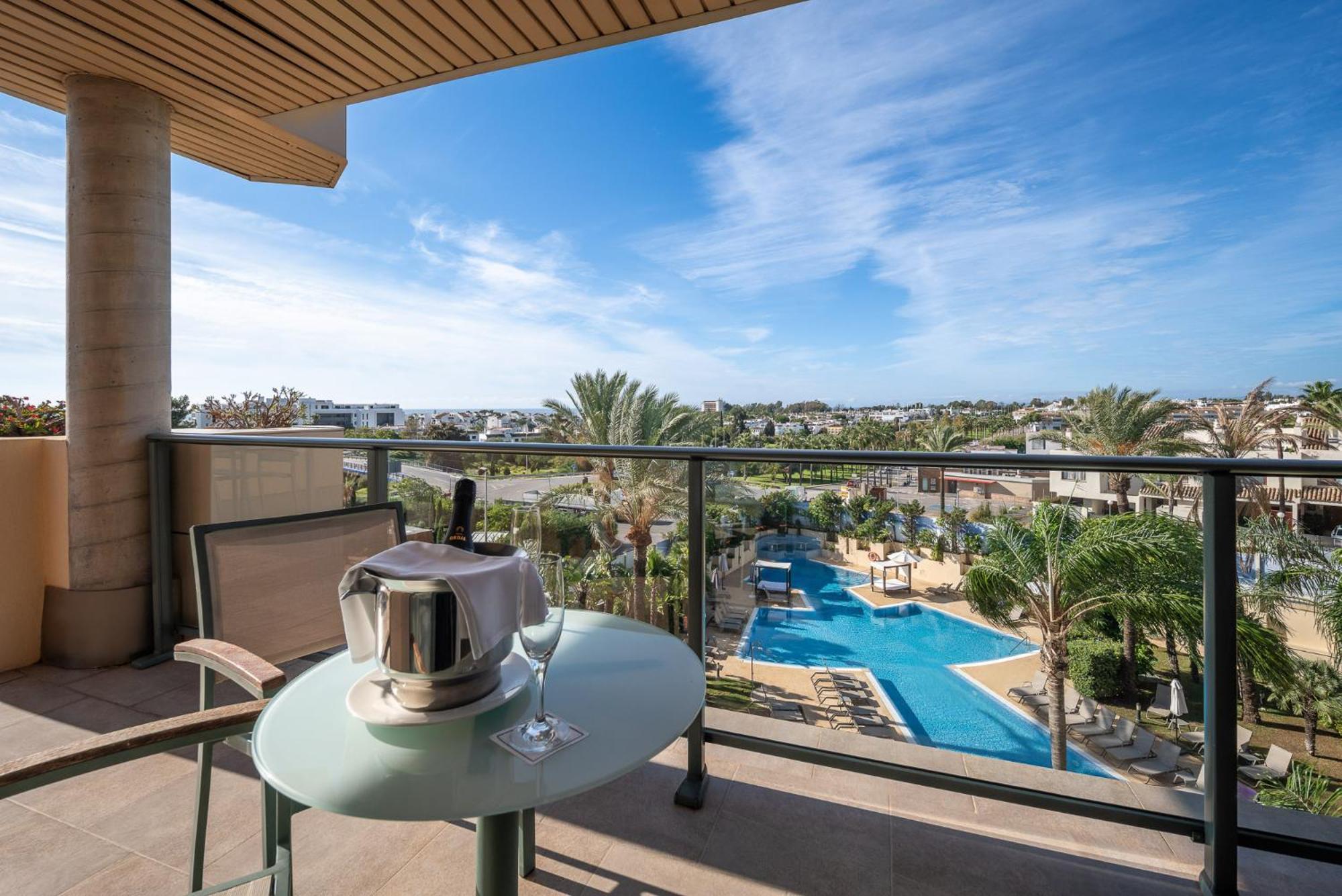 Exe Estepona Thalasso & Spa- Adults Only Екстериор снимка